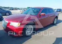 2013 Chrysler 300 фото