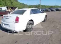 2013 Chrysler 300 фото