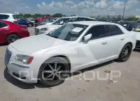 2013 Chrysler 300 photo