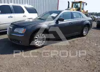 2013 Chrysler 300 photo