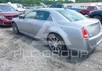2013 Chrysler 300 фото