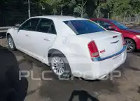 2013 Chrysler 300 фото