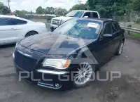 2013 Chrysler 300 photo