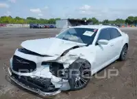 2013 Chrysler 300 фото