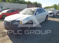 2013 Chrysler 300 фото