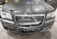 2013 Chrysler 300 фото
