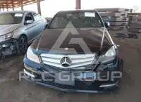 2013 Mercedes Benz C 250 фото