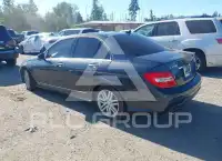 2013 Mercedes Benz C 250 фото