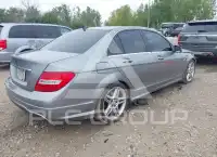 2013 Mercedes Benz C 250 фото