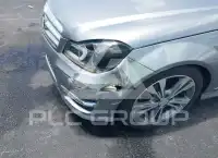 2013 Mercedes Benz C 250 фото