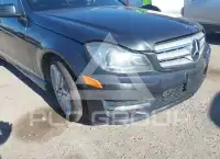 2013 Mercedes Benz C 250 фото