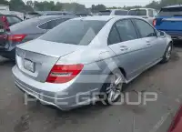 2013 Mercedes Benz C 250 фото
