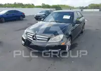 2013 Mercedes Benz C 250 фото