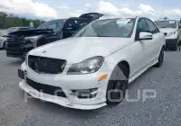 2013 Mercedes Benz C 250 фото