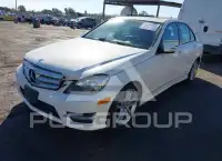 2013 Mercedes Benz C 250 фото
