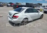 2013 Mercedes Benz C 250 фото