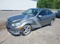 2013 Mercedes Benz C 300 фото