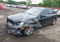 2013 Mercedes Benz C 300 фото