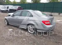 2013 Mercedes Benz C 300 фото