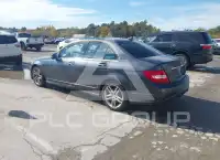 2013 Mercedes Benz C 300 фото