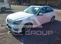 2013 Mercedes Benz C 300 фото