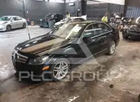 2013 Mercedes Benz C 300 фото