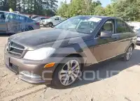 2013 Mercedes Benz C 300 фото