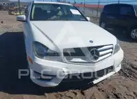 2013 Mercedes Benz C 300 фото