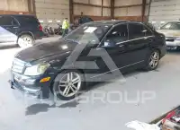 2013 Mercedes Benz C 300 photo