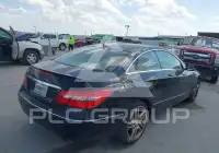 2013 Mercedes Benz E 350 photo