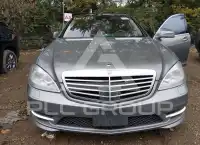 2013 Mercedes Benz S 550 photo