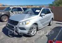 2013 Mercedes Benz ML 350 photo