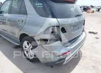 2013 Mercedes Benz ML 350 photo