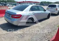 2013 Mercedes Benz E 550 фото
