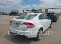 2013 Volvo S60 фото