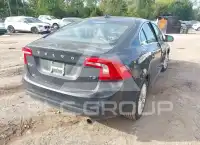 2013 Volvo S60 photo