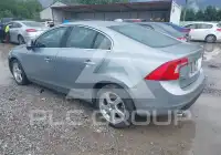 2013 Volvo S60 photo