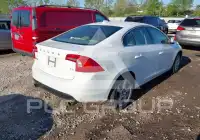 2013 Volvo S60 фото