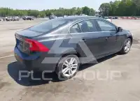 2013 Volvo S60 photo