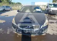 2013 Volvo S60 photo