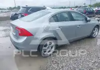 2013 Volvo S60 photo