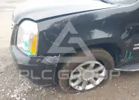 2013 GMC YUKON фото