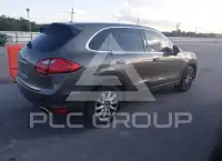 2013 Porsche Cayenne photo