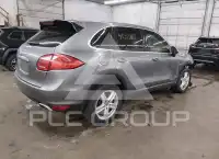 2013 Porsche Cayenne photo