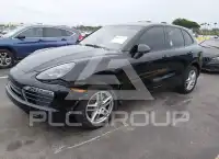 2013 Porsche Cayenne photo