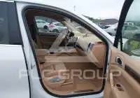 2013 Porsche Cayenne photo