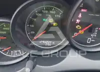 2013 Porsche Cayenne photo
