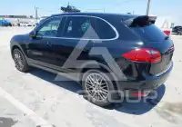 2013 Porsche Cayenne photo