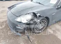 2013 Porsche Panamera photo