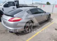2013 Porsche Panamera photo